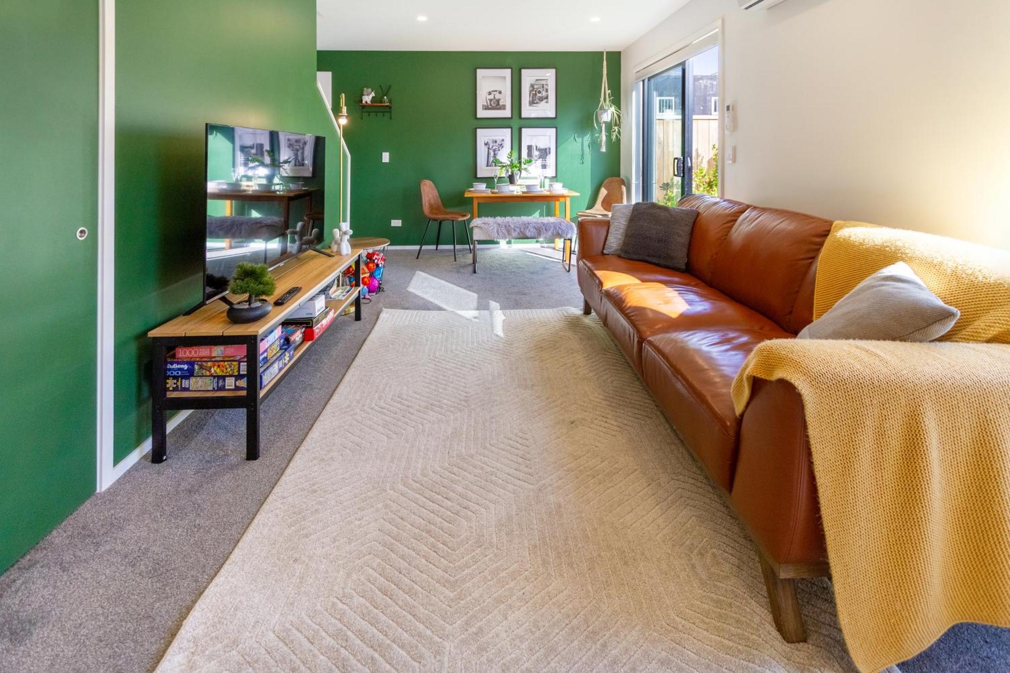 Gorgeous In Green - 2 Bed Central Oasis W/King Bed 크라이스트처치 외부 사진