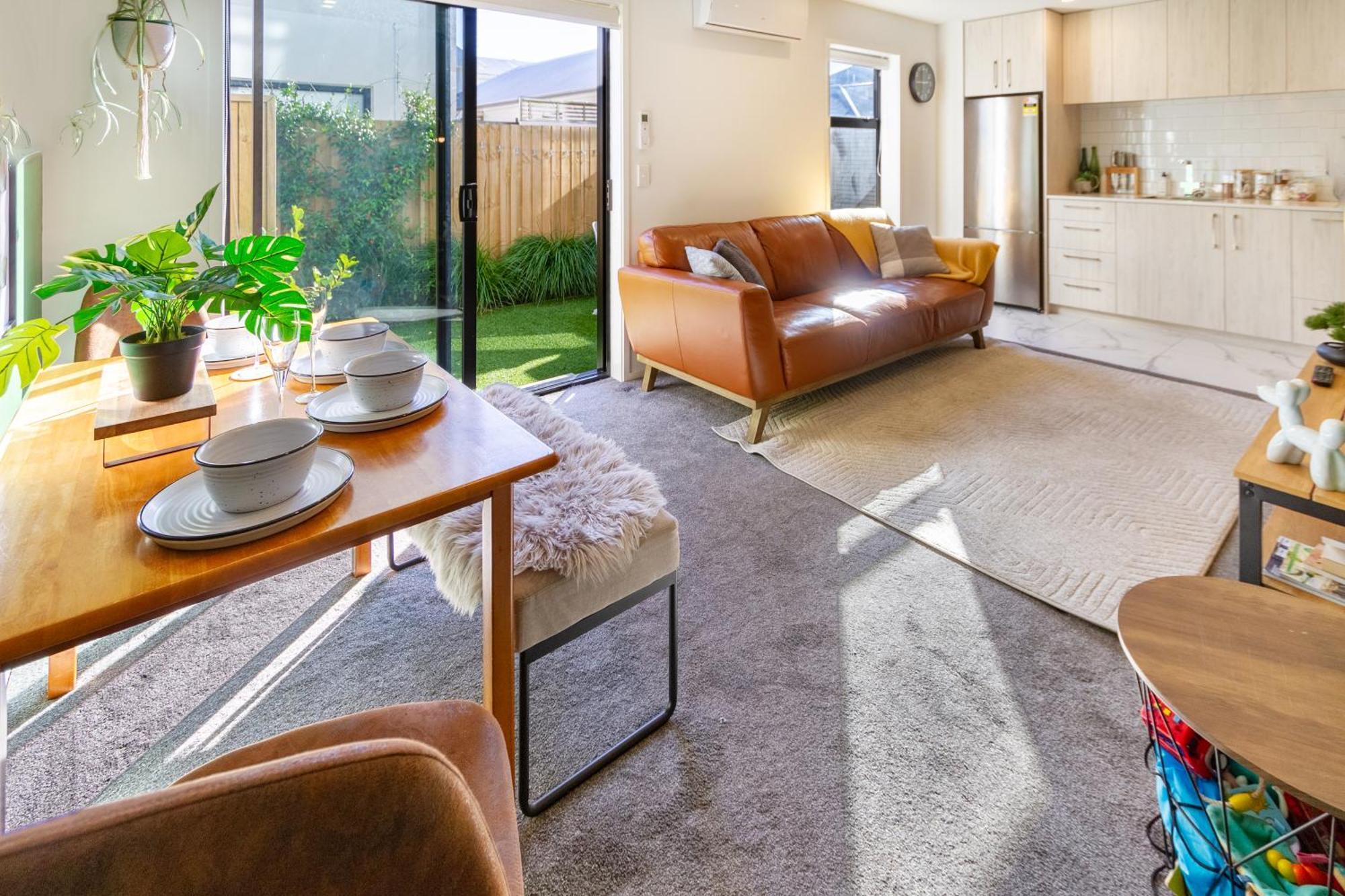 Gorgeous In Green - 2 Bed Central Oasis W/King Bed 크라이스트처치 외부 사진